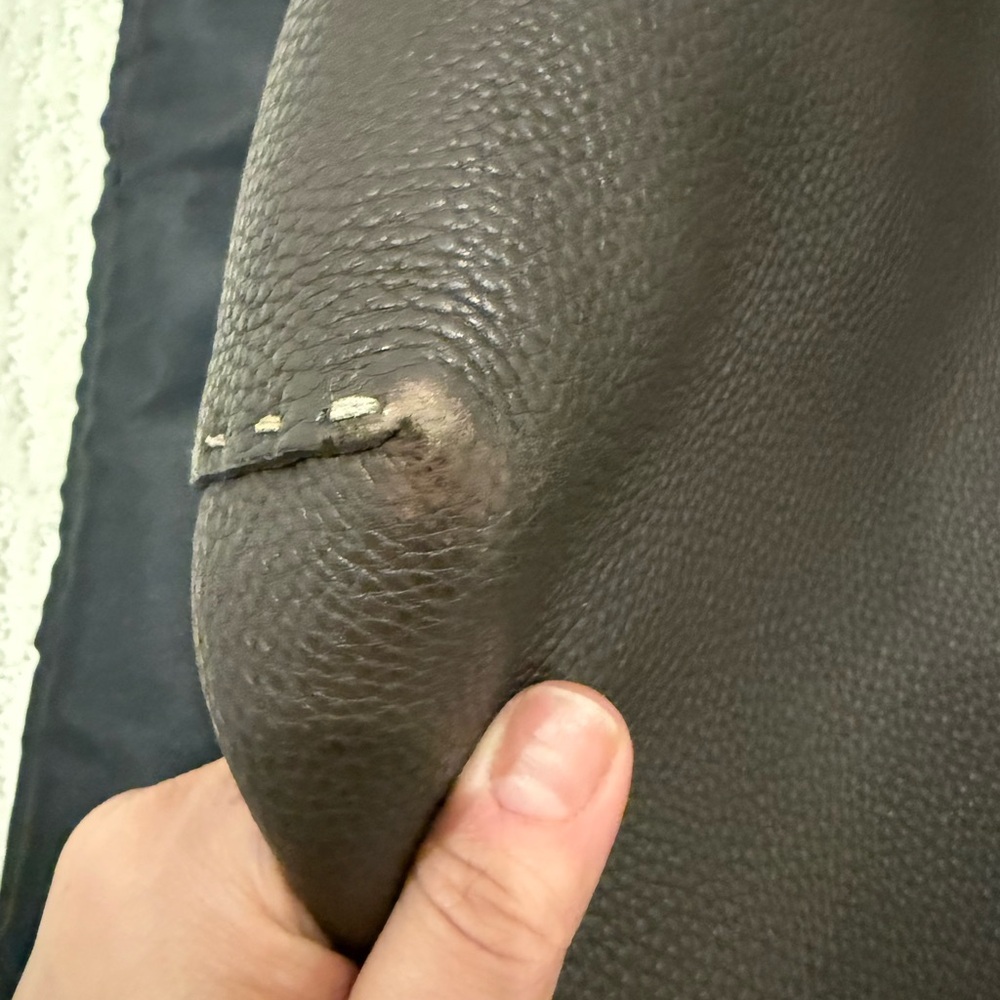 Fendi Selleria Brown pebbled leather tote with dust bag - Picture 13 of 16